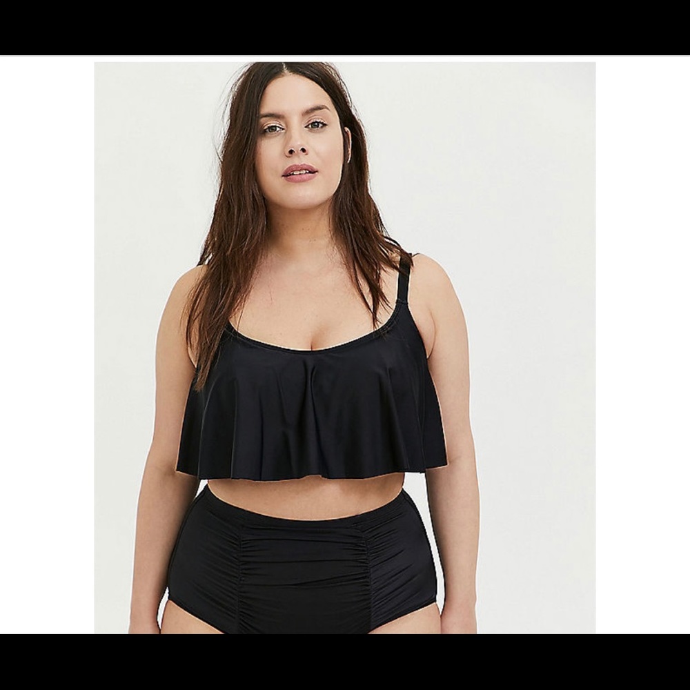 Flounce plus size black swim top